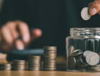 મોંઘવારીના વધતા પ્રભાવ વચ્ચે ‘ફ્રેન્ડફ્લેશન’થી શહેરી યુવાનોની મિત્રતા કેમ બની રહી ખર્ચાળ