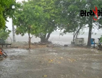 અમરેલી અને ગીર સોમનાથમાં મિનિ વાવાઝોડું ફૂંકાયું