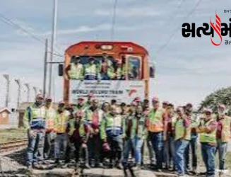 દક્ષિણ આફ્રિકામાં 696 ડબ્બા સાથે દોડી વિશ્વની સૌથી લાંબી ટ્રેન