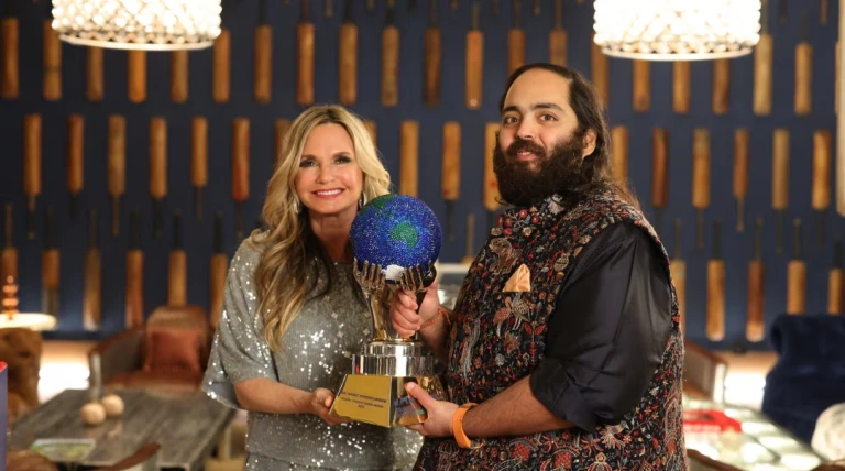 અનંત અંબાણીને વન્યજીવ સંરક્ષણમાં વૈશ્વિક નેતૃત્વ બદલ ગ્લોબલ હ્યુમેનિટેરિયન એવોર્ડ