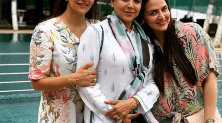 ધર્મેન્દ્રની પ્રાર્થના સભામાં હેમા અને દીકરીઓ ગેરહાજર, બે પરિવારો વચ્ચેના અંતરની ફરી ચર્ચા તેજ