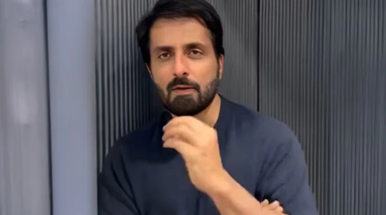 ઈન્ડિગો એરલાઇન્સ સંકટને લીધે બોલિવૂડ સેલેબ્સ પણ પરેશાન, વીડિયો શેર કરી વ્યથા વર્ણવી