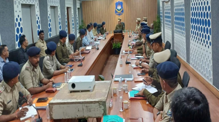 થર્ટી ફર્સ્ટે રાજકોટ રૂરલ પોલીસ એલર્ટ: જમીનથી આકાશ સુધી કડક બંદોબસ્ત, 1645 જવાનો કરશે પાર્ટીઓ પર નજર