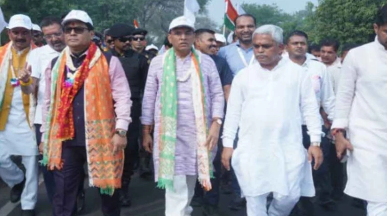 એકતા યાત્રામાં કેન્દ્રીય મંત્રી મનસુખ માંડવિયા જોડાયા, આત્મનિર્ભર વિકસિત ભારતના લક્ષ્યને નવા વેગ મળ્યા