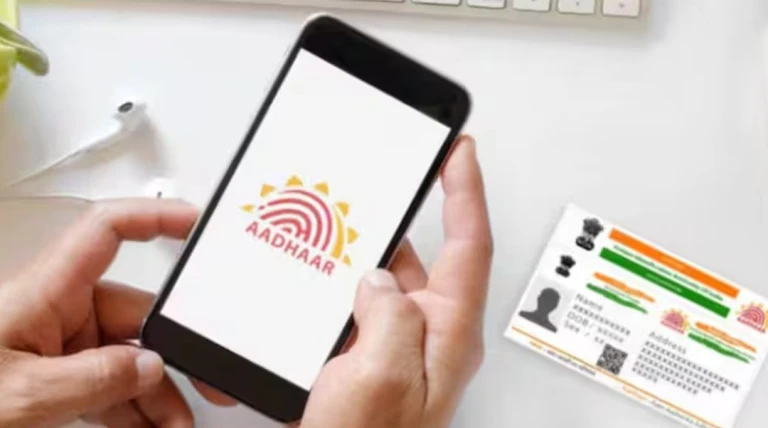 હવે ઘરે બેઠા જ આધાર કાર્ડમાં મોબાઈલ નંબર અપડેટ: UIDAI દ્વારા નવી એપ લોન્ચ, લોકો માટે મોટી સહૂલિયત