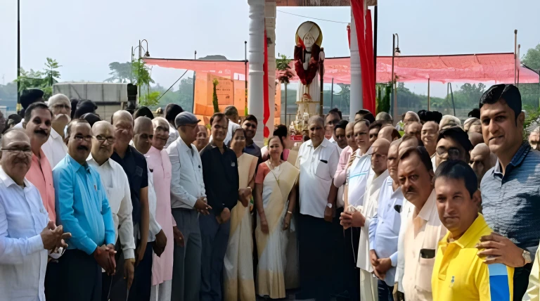 બીલીમોરામાં જલારામ બાપાની પ્રતિમાનું ભવ્ય અનાવરણ : ભક્તિ અને સેવા ભાવનાનું પ્રતિક