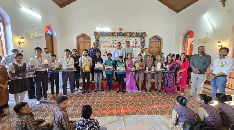 ગોંડલમાં કૌશલ્યોત્સવ: યુવા શક્તિના વ્યાવસાયિક કુશળતાના પ્રદર્શનથી આત્મનિર્ભર ભારતના સ્વપ્નને મળ્યું નવું બળ