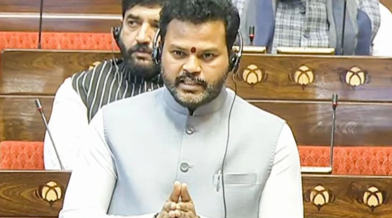 ઈન્ડિગો સામે કાર્યવાહી કરીશું, ભારતમાં નવી એરલાઈન્સ આવશે: લોકસભામાં સરકારની જાહેરાત