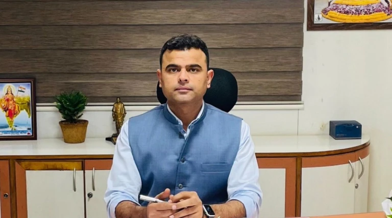 કુવાડવા રોડ પરની સરકારી જમીન પર ગૌશાળાના દબાણનો મામલો: જિલ્લા કલેકટરે તપાસના આદેશ આપ્યા