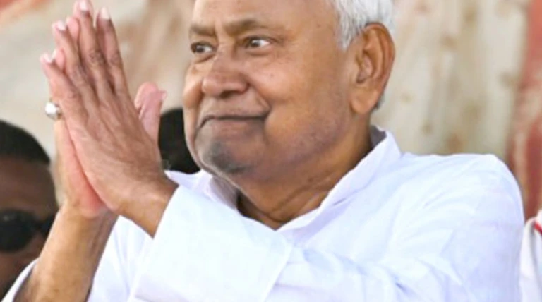 નિતીશ કુમાર 10મી વખત CM બનશે કે નહીં? BJP મહાસચિવના નિવેદનથી રાજકીય સસ્પેન્સ અને ચર્ચાઓ વધ્યા