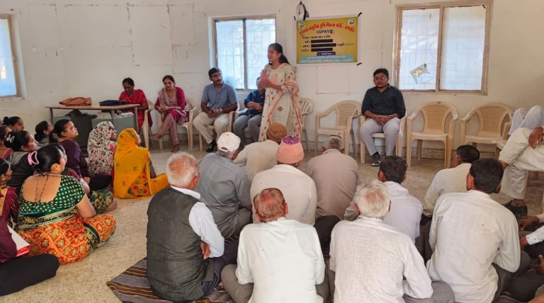 પડધરી તાલુકાના તરઘડી ગામે ખેડૂતો માટે પ્રાકૃતિક કૃષિ પદ્ધતિ અંગે માર્ગદર્શનાત્મક તાલીમ કાર્યક્રમ યોજાયો