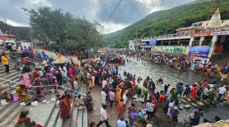 જૂનાગઢના ભાવિકોની આસ્થાનું કેન્દ્ર દામોદર કુંડ: આસ્થાની આડમાં આરોગ્ય સાથે ગંભીર ખીલવાડ