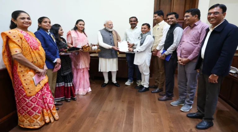 રાજકોટ: ‘આત્મનિર્ભર હણોલ મહોત્સવ 2026’નું ભવ્ય આયોજન, પ્રધાનમંત્રી નરેન્દ્ર મોદીને ઉદ્ઘાટન માટે નિમંત્રણ