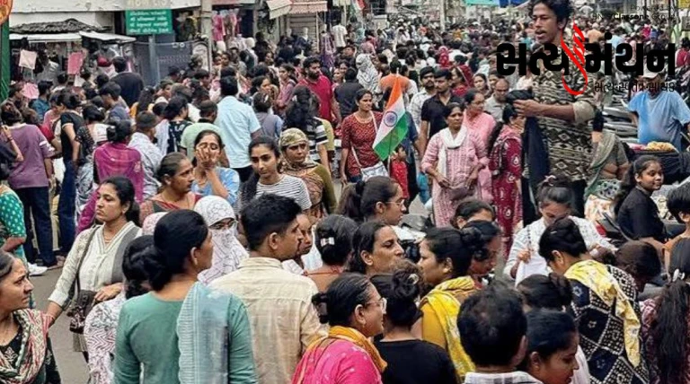 લાખાજીરાજ રોડ પરથી હથિયારો સાથે ઝડપાયેલા બે શખ્સની માહિતીના આધારે જેલમાંથી કબજો લેવાયો