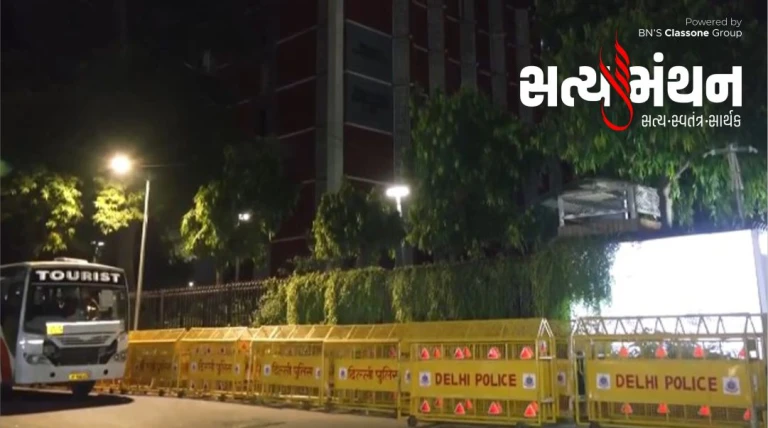 દિલ્હીમાં અશાંતિ વચ્ચે અનેક ટ્રેનો રદ થતાં હાલાકી: મુસાફરો રઝળ્યા